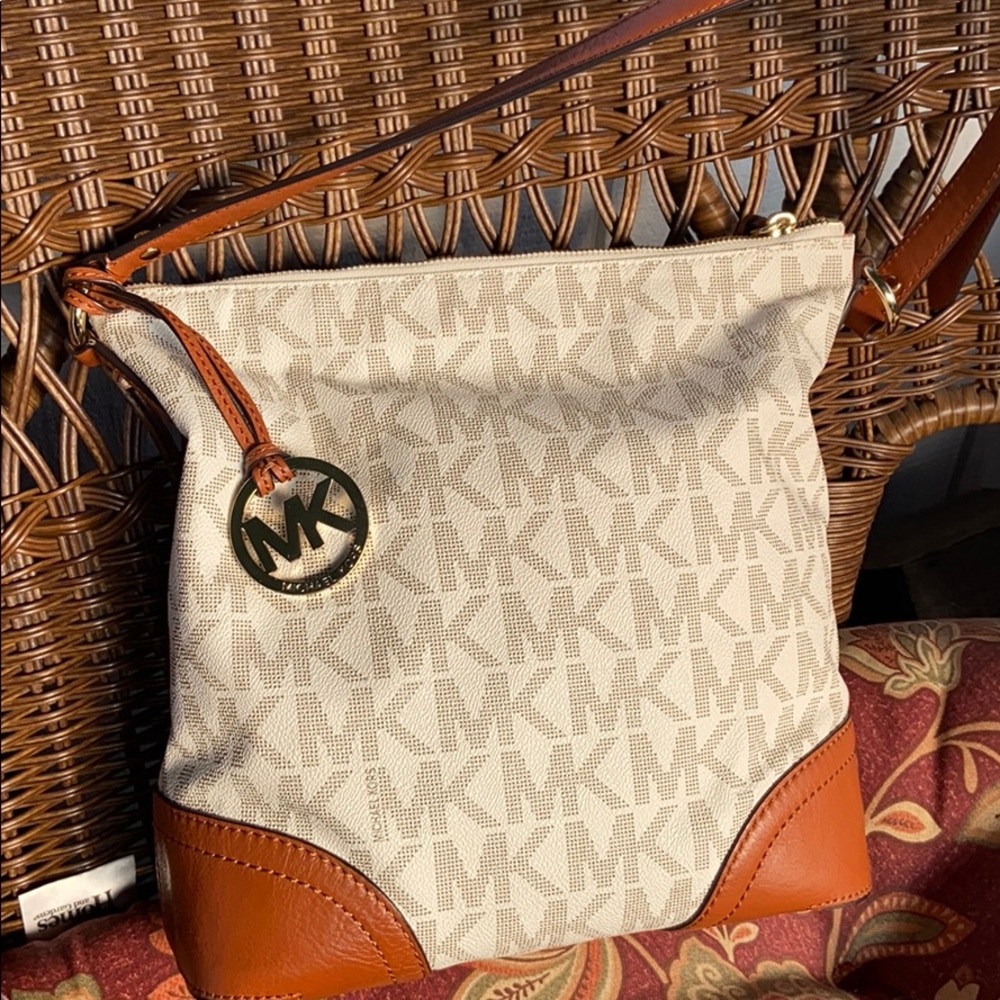 Mk tote